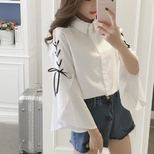 Load image into Gallery viewer, Spring new ladies shirt 2019 Korean version of the loose long trumpet sleeves with bow youth youth shirts women&#39;s clothing